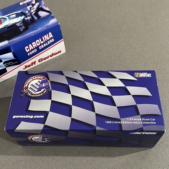 Jeff Gordon #1 Carolina Ford Dealers 1991 Throwback NASCAR 1:24 Diecast - Picture 5 of 10